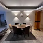 Royal Nile View 4Br