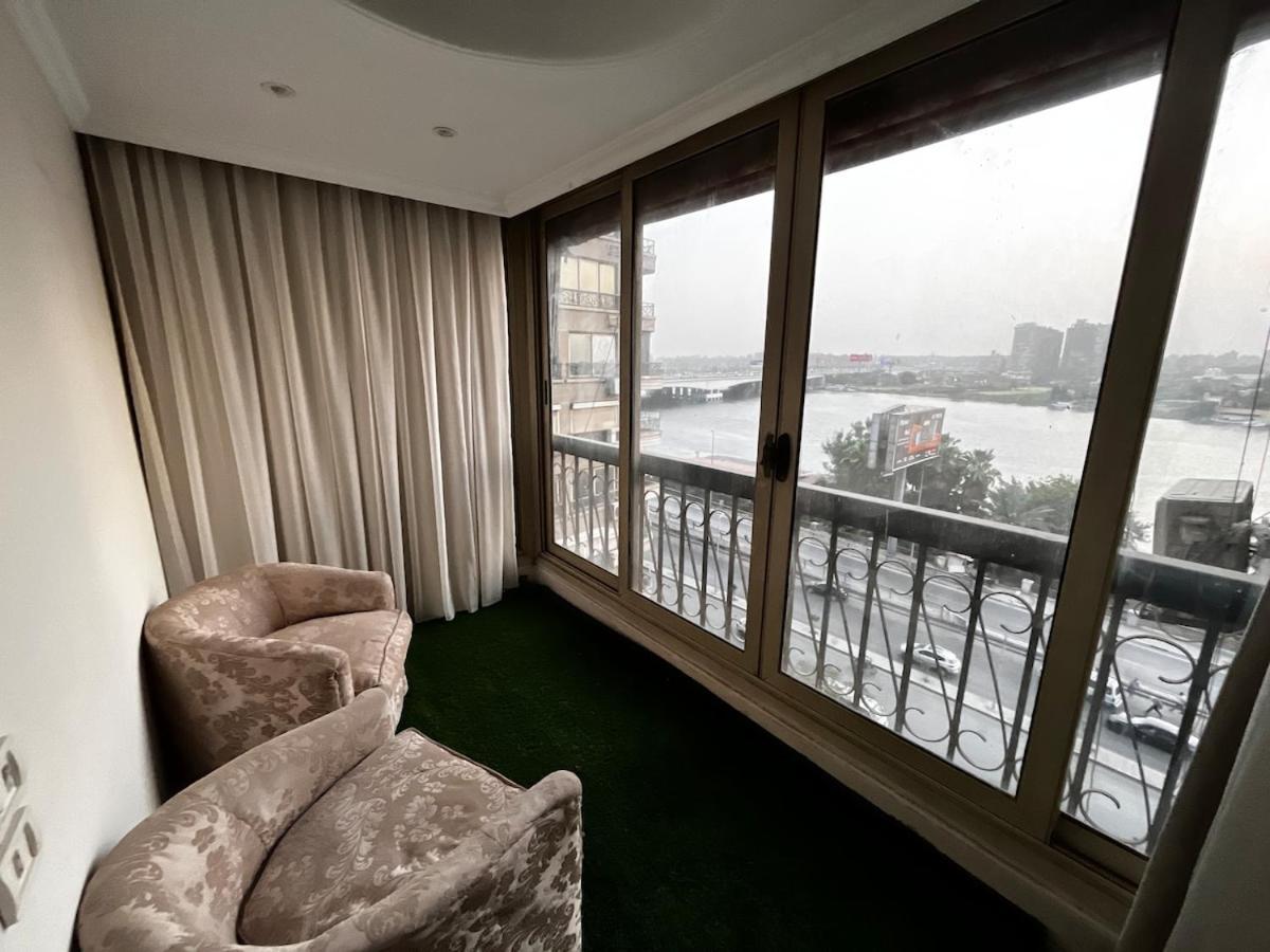 Apartment Royal Nile View 4br Cairo