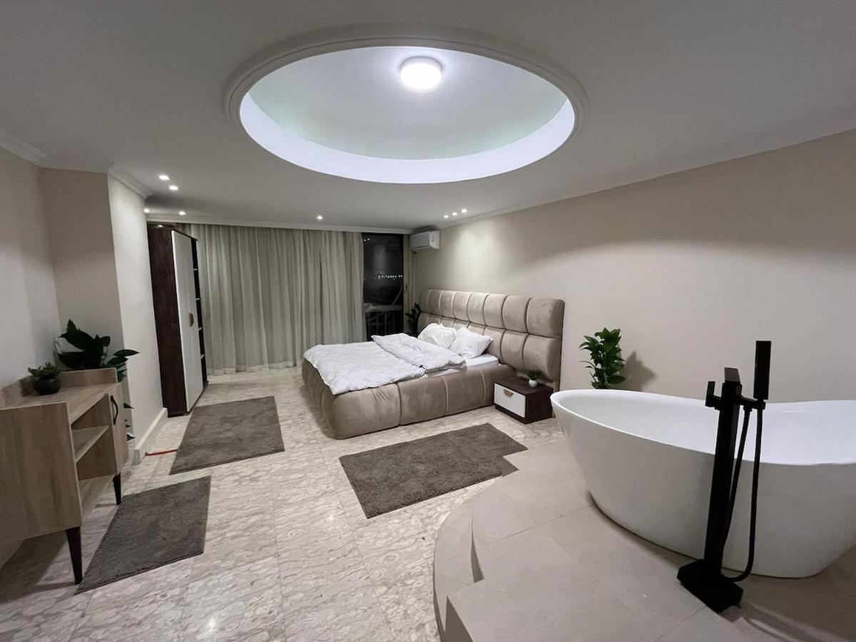 Apartment Royal Nile View 4br *